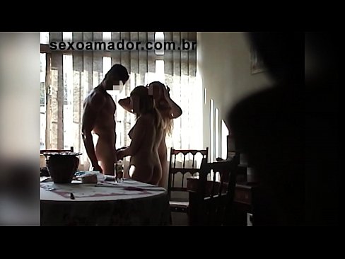 ❤️ جنسي ملګري د هغه سره یو لوی سړی او یو درېیم بلنه ورکوي ️❌  مقعد پورن